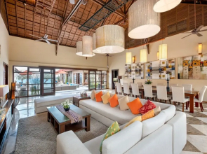 Villa Nagasutra by Nakula