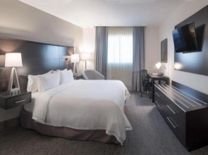 Holiday Inn Express & Suites Silao Aeropuerto - Terminal by IHG