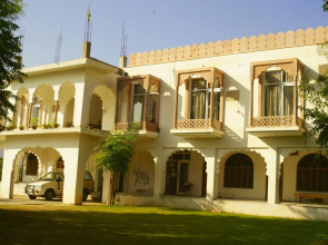 Hotel radhika palace pushkar