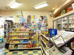 Spacious 3 Bedroom Condo In Windsor Palms Gated Resort