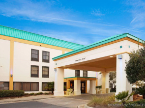 Holiday Inn Express Moss Point by IHG
