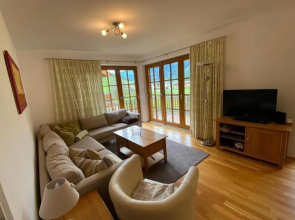 Isabella 4 by SMR Luxury Apartments