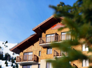 Alluring apartment in Auris en Oisans with balcony