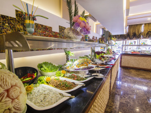 Kleopatra Royal Palm Hotel