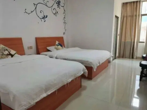 Mount Danxia Inn No. 9