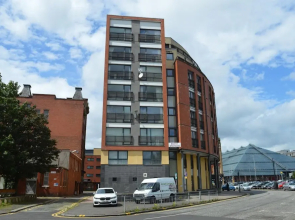 Spacious City Centre Apartment