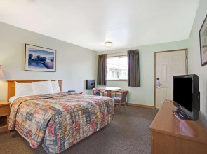 Travelodge by Wyndham Seattle North of Downtown