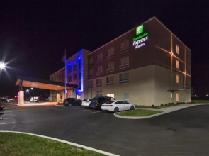 Holiday Inn Express & Suites Indianapolis NW - Zionsville by IHG