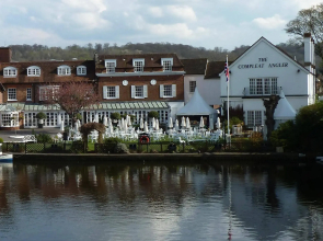 Macdonald Compleat Angler