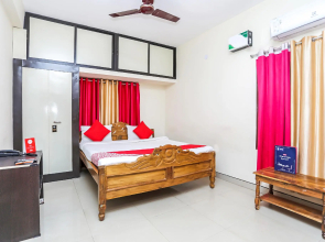 OYO 8222 Capital Guest House 2