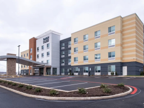 Fairfield Inn & Suites Staunton