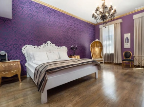 The Honest Budapest by Chic & Basic