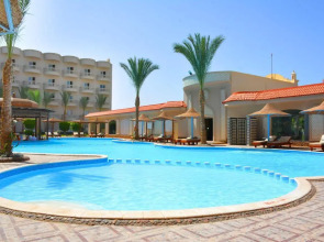 Hawaii Riviera Club Aqua Park - Families and Couples Only