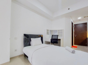 Best Homey And Nice Studio At Pacific Garden Apartment