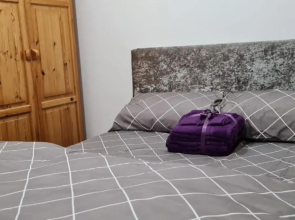 Impeccable 4-bed House Near Manchester City Centre