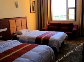 The West Royal Hotel Ruorugai (Bus Passenger Transport Center Branch)