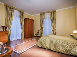 Residenza DAragona Hotel