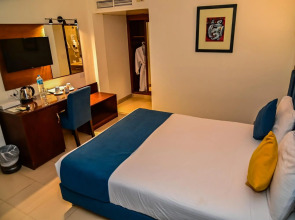 Отель Eagles Paradise Abu Soma Resort