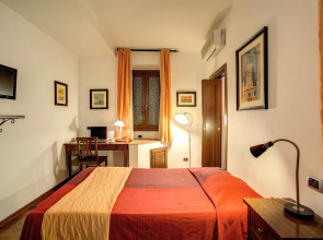 Residenza Domizia- Guest House