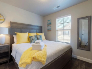 Coastal 3 Bedroom Apts by Redawning