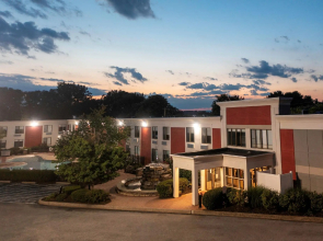 Spark by Hilton Hummelstown Hershey
