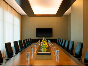 Sheraton Mall of the Emirates Hotel, Dubai