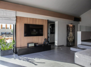 The Sand City Apartment