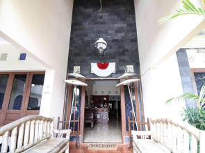Ndalem Padma Asri Guest House