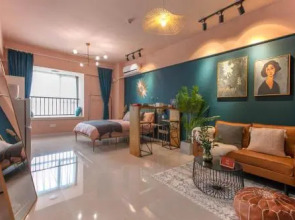 Wuhan Wuchang·Wuchang Railway Station· Locals Apartment 00157960