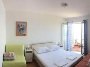 Apartment Podgora Kastel