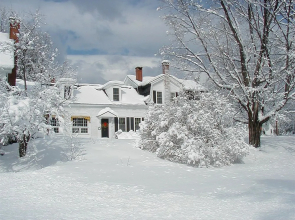 Admiral Peary Inn Bed & Breakfast
