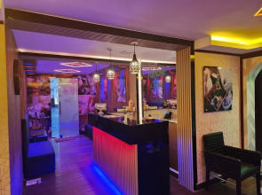 Отель Le Paradise Palace