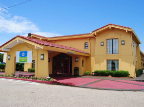 SureStay Hotel by Best Western Montgomery