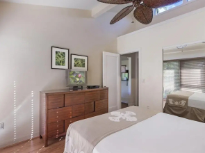 Aina Nalu Condo I210 - 2 Br Condo