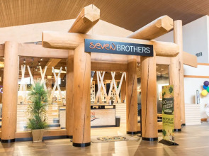 7 Cedars Hotel & Casino