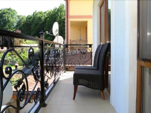 Adler Gold Guest House