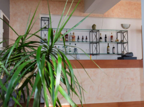 Trinasus Hotel