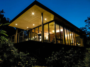Glass On Glasshouse