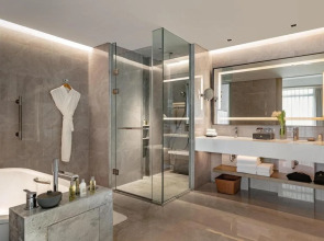 Hilton Garden Inn Shenzhen World Exhibition & Convention Center