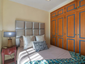Faro Airport Flat 4 by Homing