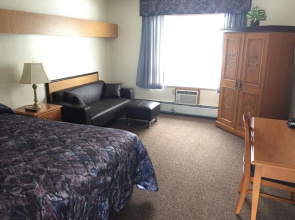 Pines Motel
