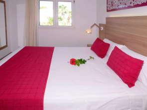 Cala Llenya Resort Ibiza - Hotel