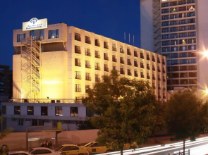 Grand Palace Hotel