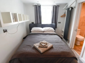 Luxury 3-bed Apartment in Bournemouth Nr Beach