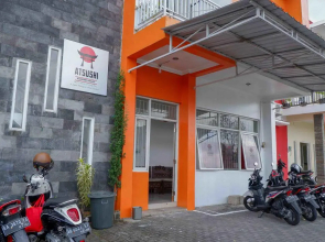 KoolKost near Sindu Kusuma Edupark 2 - Minimum Stay 30 Nights