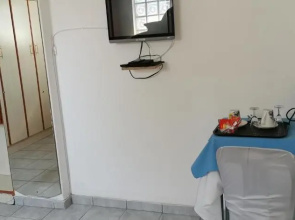 Lytton Crescent BnB