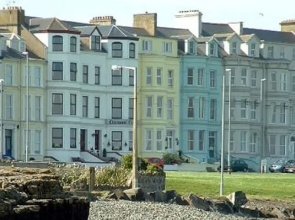 Clarmont Guest House