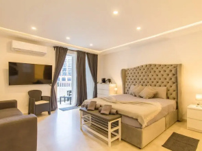 Modern Spacious apt 2mn to the sea Qawr
