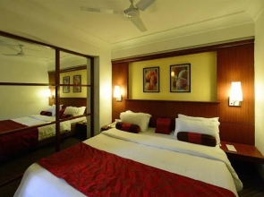 ZO Rooms Ashram Road Ellis Bridge