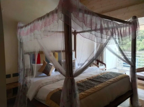 7 Hills Hotel & Resort